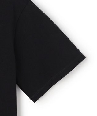 23区 【先行予約】バック刺繍 メッセージロゴ Tシャツ ブラック系