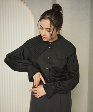 【シワになりにくい/洗濯機可能】プリーツカラーブラウス