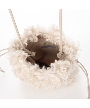 UNBILLION カシュカシュ cachecache / ベビーラム風巾着ミニバッグ アイボリー