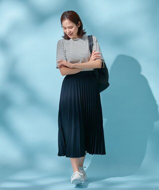 ANY 【PC・A4サイズ収納可】スクエアマルチポケットリュック ブラック