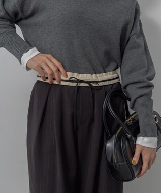 組曲 L 【加藤ローサさん着用】ラメストライプ ワイドパンツ ブラック系1