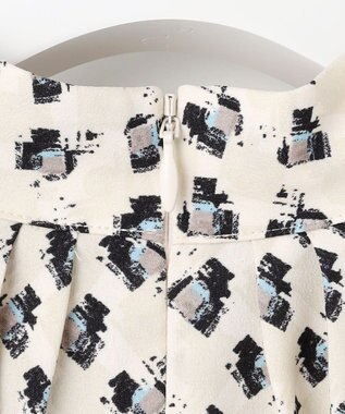 23区 L モダンアートプリントギャザーブラウス ベージュ系