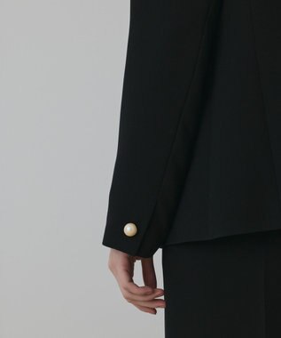 GRACE CONTINENTAL パールボタンノーカラージャケット ブラック
