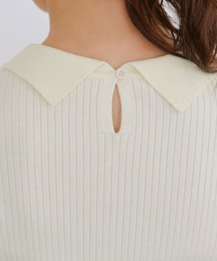 Tiaclasse 襟ビジュー付きニットプルオーバー オフホワイト