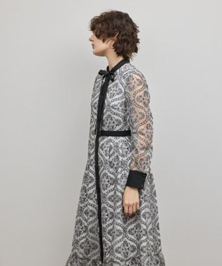 GRACE CONTINENTAL オーナメント刺繍フレアワンピース キナリ