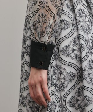 GRACE CONTINENTAL オーナメント刺繍フレアワンピース キナリ