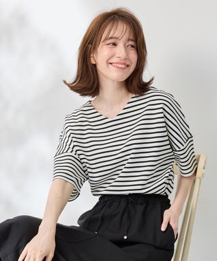 ANY ドライポンチVネックプルオーバー オフベース×ブラック