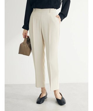 Green Parks きれいシルエットパンツ（とろみテーパード） Light Beige