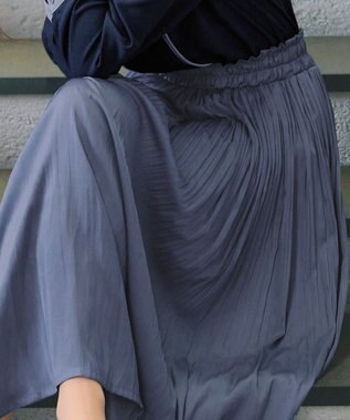 Tiaclasse 【安田美沙子さん着用・洗える】ヴィンテージサテンプリーツスカート ブルー