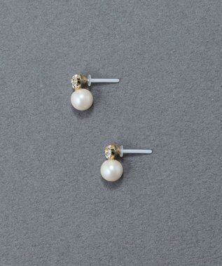 Phoebe 〈金属アレルギー対応〉タイニーラブパールセラミックポストピアス　ぷっくりハート ホワイト