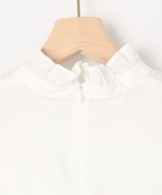 組曲 L 【KUMIKYOKU NAVY】スタンドフリルシャーティング ブラウス アイボリー系