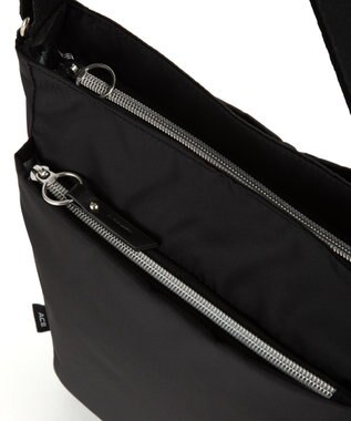 ACE BAGS & LUGGAGE ACE アリッサム ショルダーバッグ 17690 ブラック