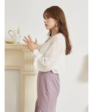 earth music&ecology ＳＥＴ２点カットジャカードカーディガン＋ビスチェ Off White