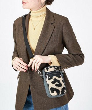 LeSportsac DENIM PHONE CROSSBODY/ブラックデニム/レオパードシェルパ ブラックデニム/レオパードシェルパ