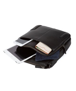 ACE BAGS & LUGGAGE LO HOMME PRESSE アルカイックソフト 本革 縦型ショルダーバッグ 71785 ロ・オム・プレッセ ブラック