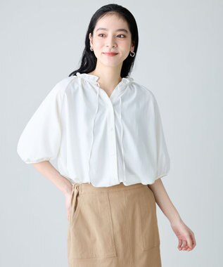 ANY 楽映えフリルネックブラウス（セットアップ着用可） オフ