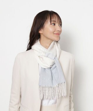 MOONBAT FURLA(フルラ）ウール100％ オンブレー チェックマフラー ペールスカイ