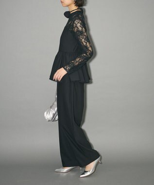 Green Parks コサージュ付レースペプラムロンパース Black