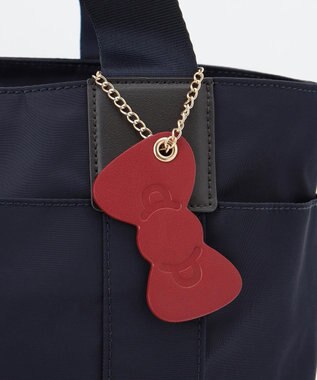 LA BAGAGERIE 【LA BAGAGERIE×HELLO KITTY】リボンチャーム付き　デイリートート　Mサイズ ネイビー