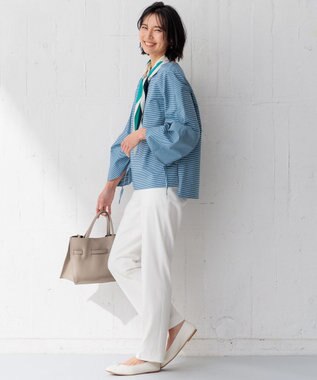 23区 【洗える】クリアストレッチ テーパードパンツ アイボリー系