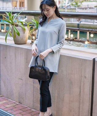 Tiaclasse 【ダブルストレッチ・洗える】スキッパーパールチュニックブラウス サックス