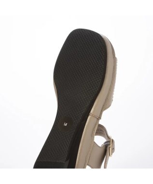 ing <ing>【WEB限定】【サスティナブル】ウエッジヒールレザーサンダル ゴールド