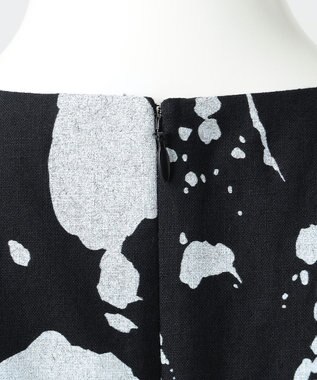 23区 【エステータ】ピグメントプリント ワンピース ブラックxホワイト