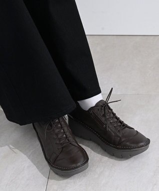 Pointer 本革超軽量レースアップスニーカー ブラック