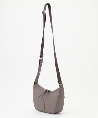 Y'SACCS ハーフムーンボディショルダーバッグ グレージュ