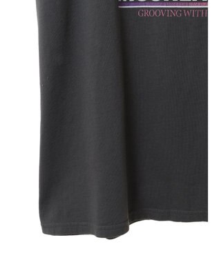 earth music&ecology ツアープリントＴシャツ Charcoal Gray