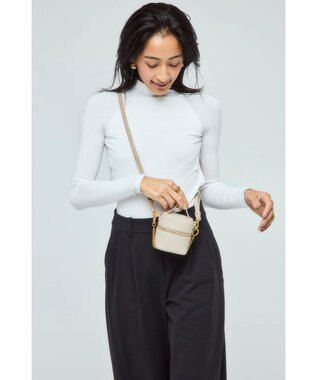 style code 【VerdeVari/ヴェルデヴァリ】TINY VANITY BAG グレージュ