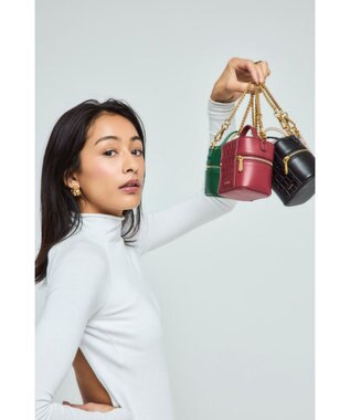 style code 【VerdeVari/ヴェルデヴァリ】TINY VANITY BAG レッド