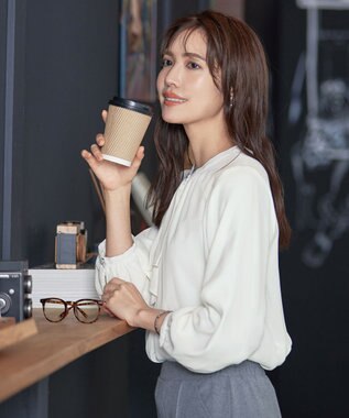 Tiaclasse 【洗える・スマート裏起毛】ジョーゼットフリルブラウス オフホワイト