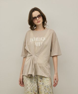 GRACE CONTINENTAL タックロゴTシャツ ベージュ