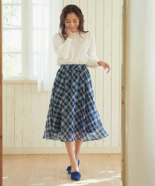 Feroux 【洗える】パールポイントパフスリーブ ニット ホワイト系