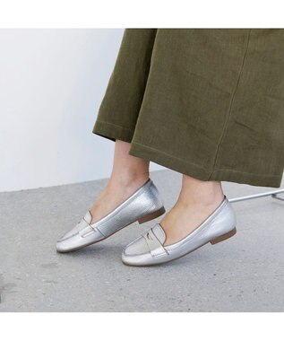 ing <ing>【WEB限定】レザーコインローファー シルバー