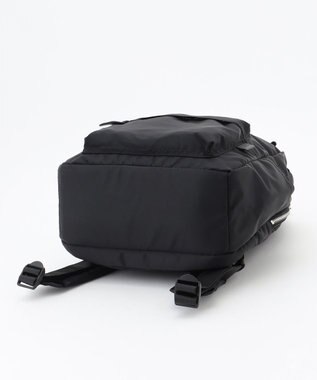 Y'SACCS フロントポケットベーシックリュック ブラック