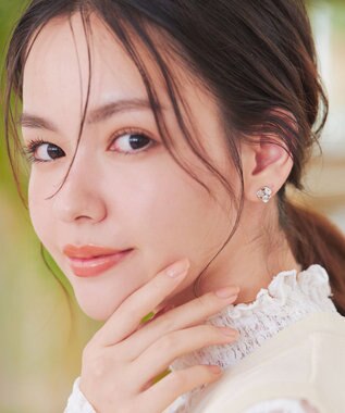 Tiaclasse 【安田美沙子さん着用・金属アレルギー対応】スウィングストーンピアス/イヤリング ピアス：シルバー