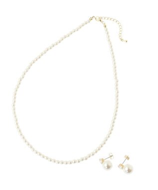 Green Parks ・ＨＡＬＦ　ＴＩＭＥ　ピアス・パールネックレスセット White