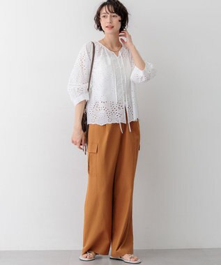 23区 【先行予約/見上愛さん着用】コットンスラブポプリン カーゴパンツ シナモン系