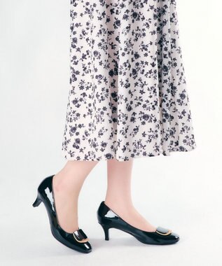 Dominic3 スクエアモチーフ レザーパンプス ブラック