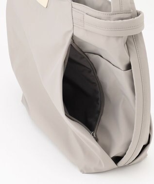 Y'SACCS 【ナイロンタフタ】トラベルショルダーリュック グレージュ