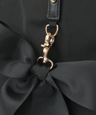 Maison de FLEUR リボンチャーム付き3ルームトートバッグ Black