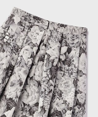 GRACE CONTINENTAL アンティークフラワータックスカート ブラック