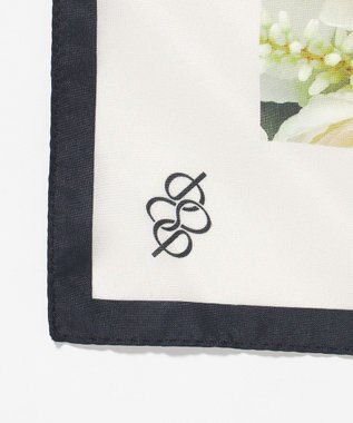 自由区 【カトリエムブーケ】La boroderie de Laurent ブーケモチーフマルチスカーフ ブーケ柄