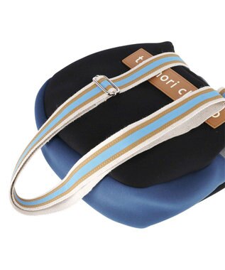 tsumori chisato CARRY ネコかおウレタン ショルダーバッグ 小サイズ 猫モチーフ ブラック