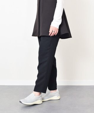 Bridget Birkin 【Round About】ラインストーンアクセントスリッポンスニーカー ライトグレー