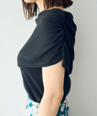 YECCA VECCA シャーリングオフショルニット Black