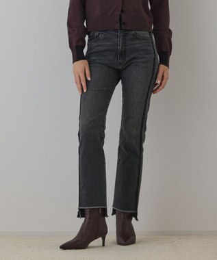 ラインスリムデニムパンツ