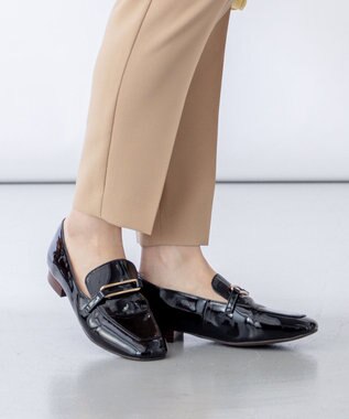 組曲 スクエアトゥローファー ブラック系